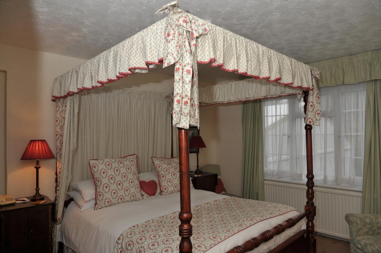 בוגנור רג'יס The Inglenook Hotel מראה חיצוני תמונה
