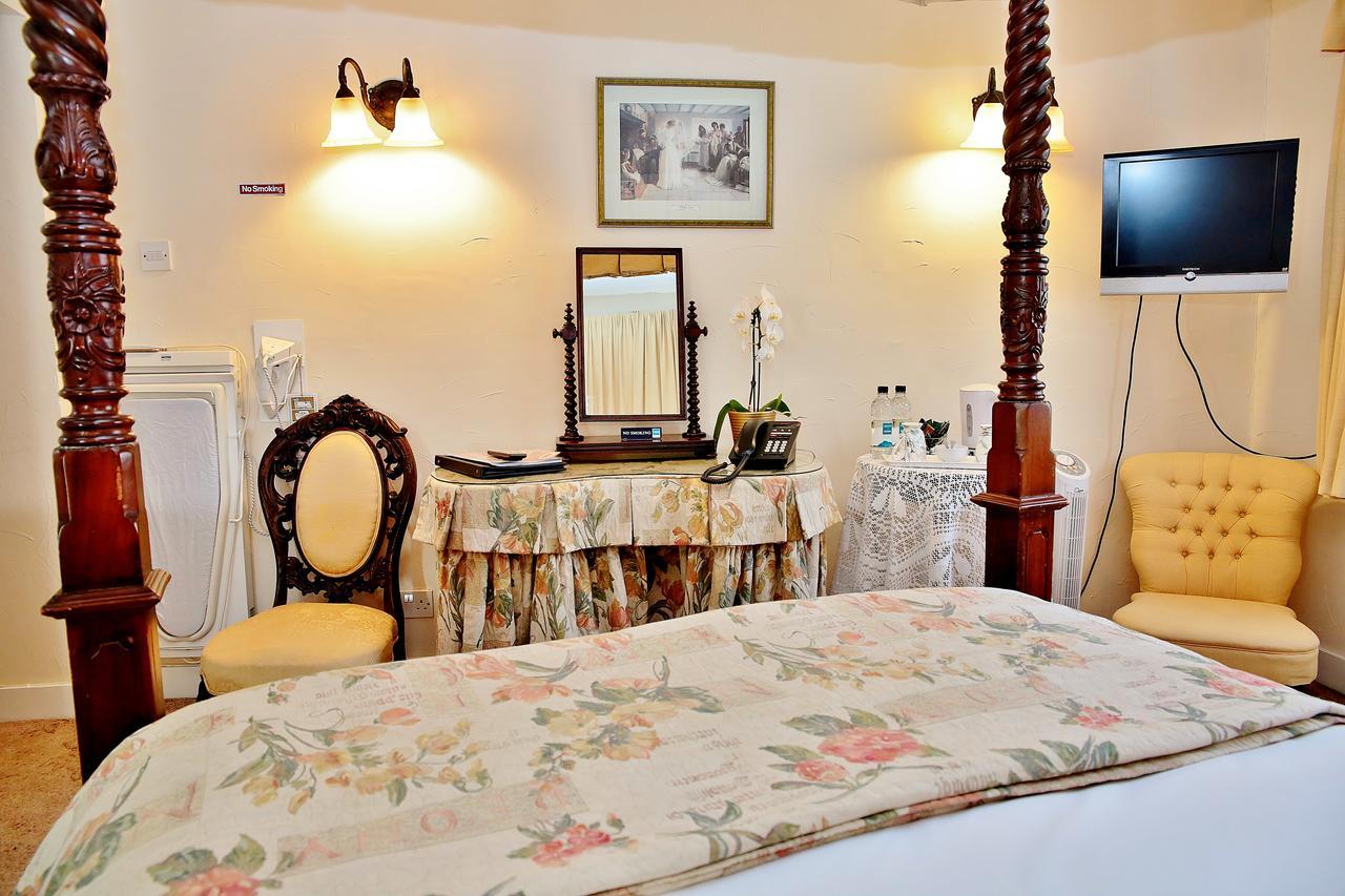 בוגנור רג'יס The Inglenook Hotel מראה חיצוני תמונה